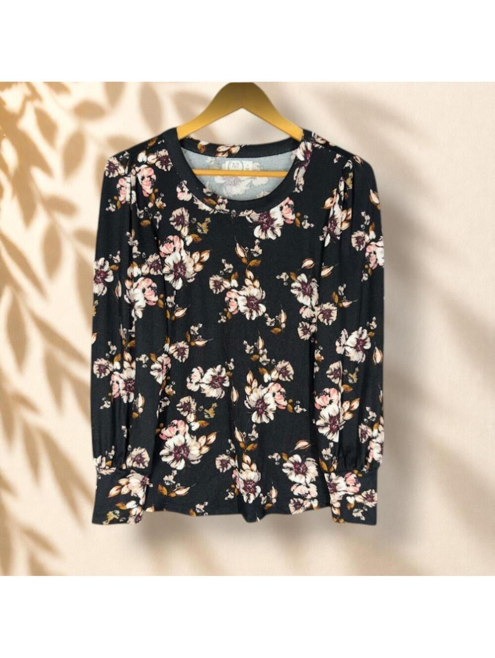 Maurices Sweatshirt Women M Medium Black Floral Long Sleeve Round Neck Pullover